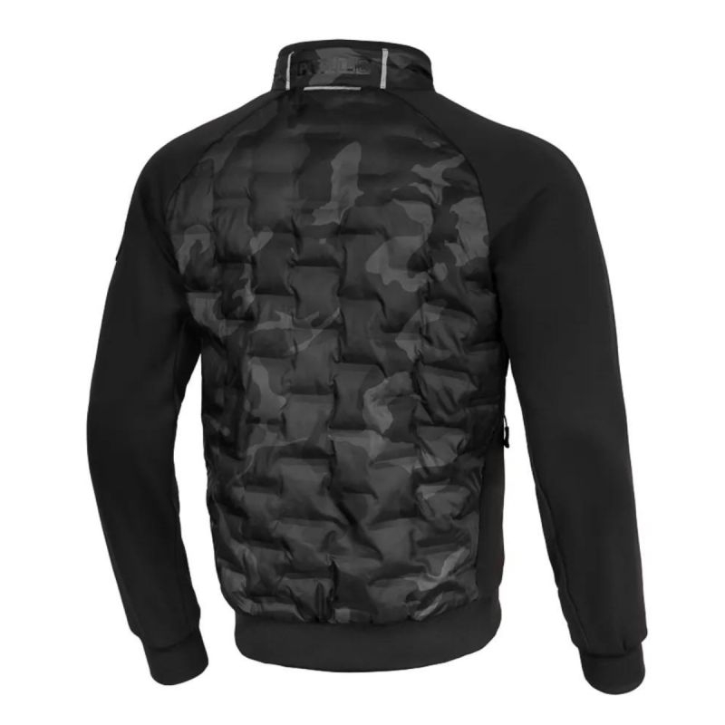 Pit Bull West Coast striukė